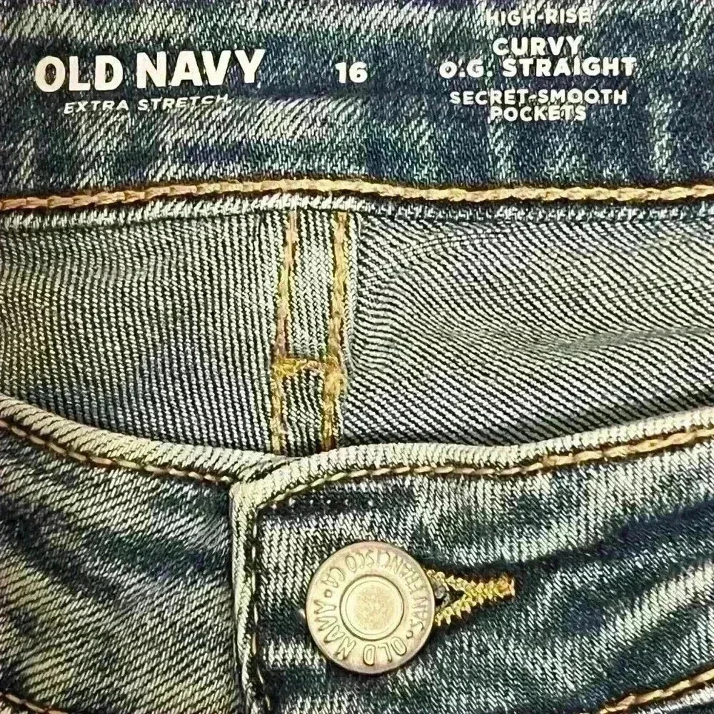 Women’s Jeans - Picture 5 of 6